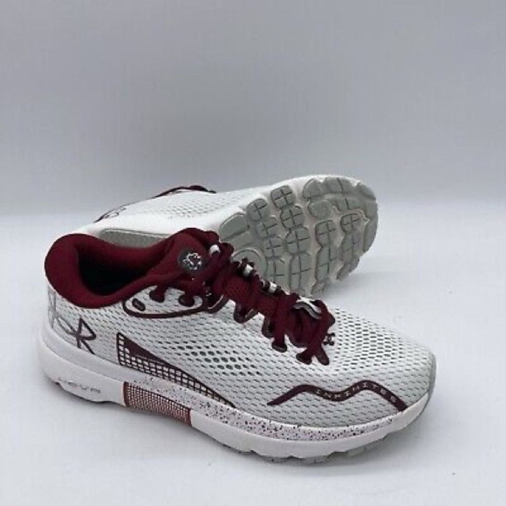 New Under Armour HOVR Infinite 5 Men’s White and Dark Red Running Shoes